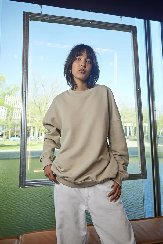 Influence Crew Sweatshirt • B&C BE INSPIRED