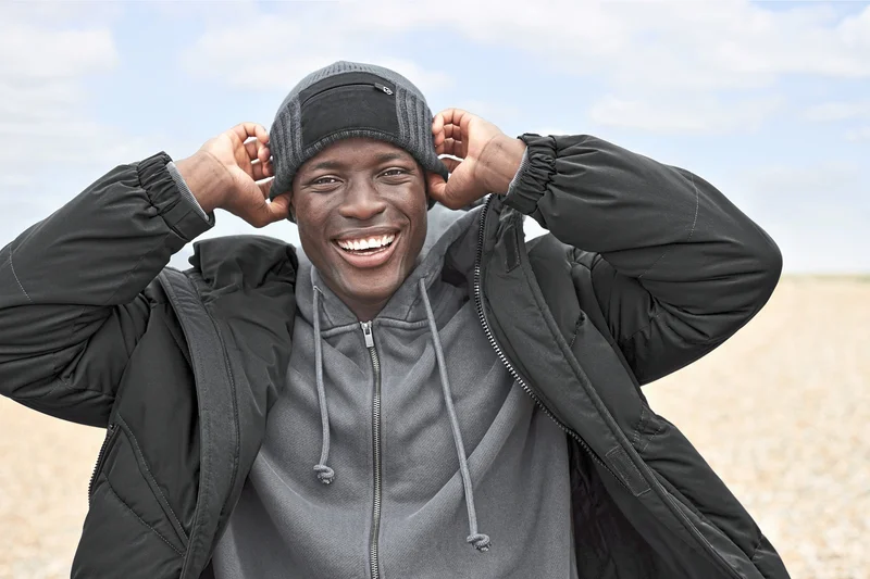 Zip Patch Beanie • Beechfield