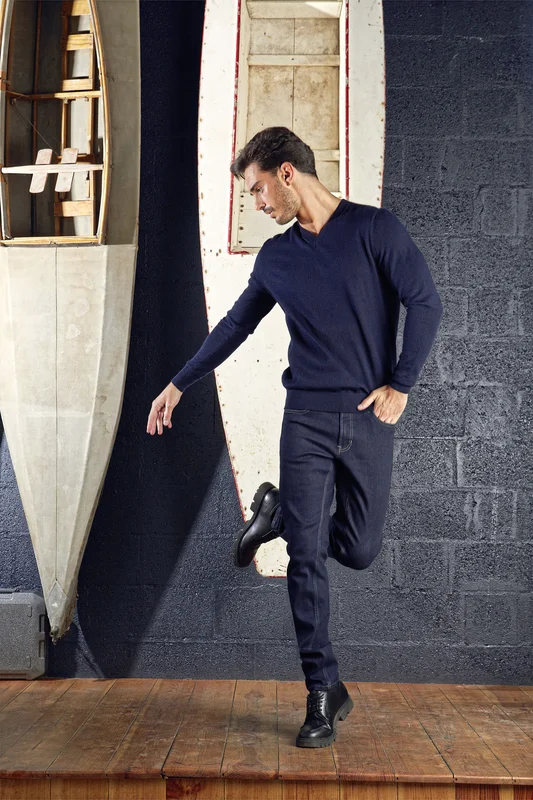 Men´s V-Neck Sweater Sullivan • NEOBLU