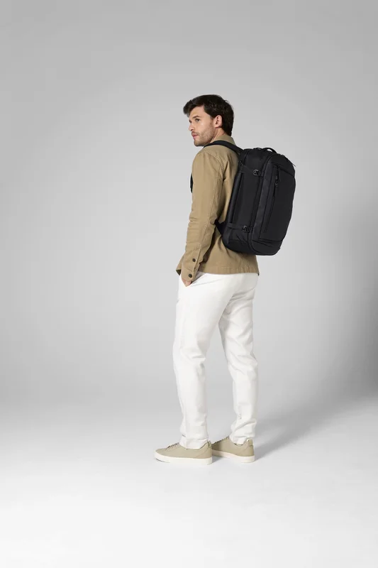 Zürich Travel Backpack • Quadra