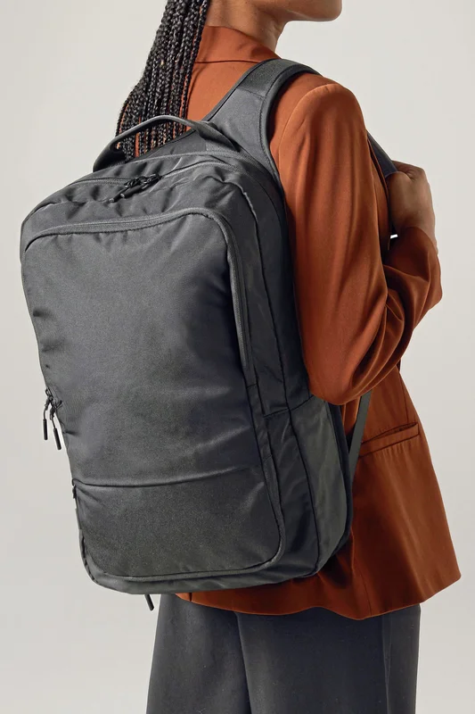 Pitch Black 24 Hour Backpack • Quadra