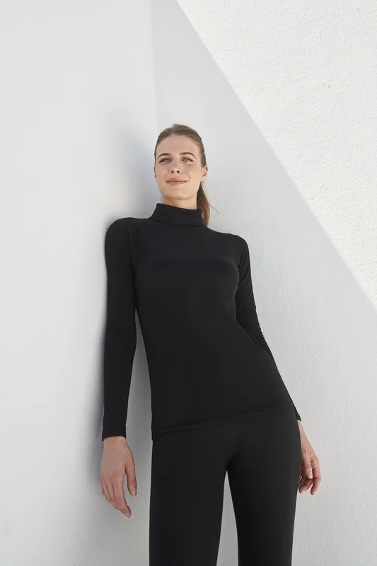 Women´s Feel Good Roll Neck Top • SF Women