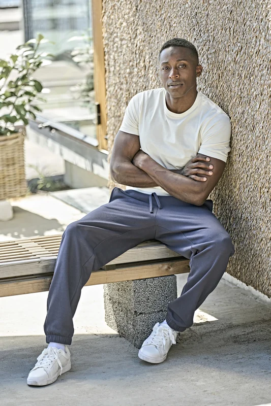 UNLABELED Sweatpants • Tee Jays