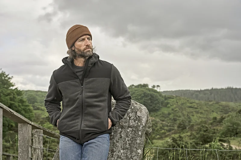 Mountain Hooded Fleece • Tee Jays